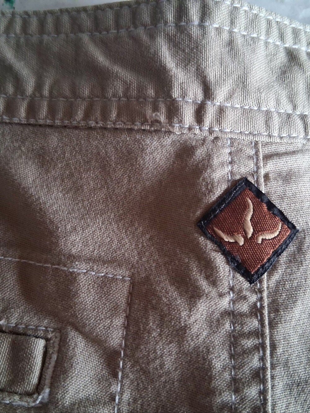PrAna Cargo Capris L khaki twill Never Worn - Picture 3 of 9